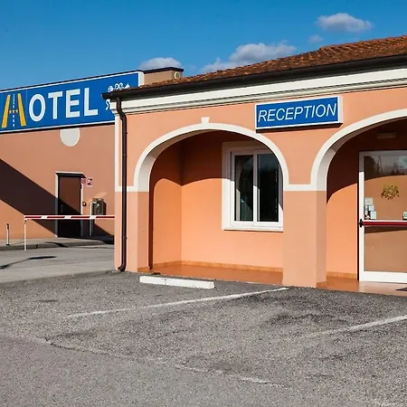 Autohotel Venezia Hotel