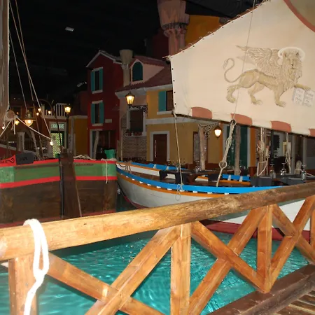 Autohotel Venezia 3*