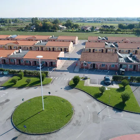 Hotel Autohotel Venezia 3*