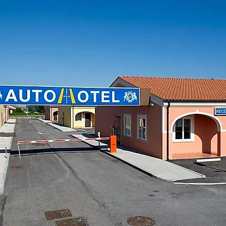 Autohotel Venezia Hotel 3*