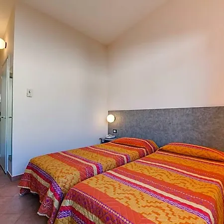 Autohotel Venezia فندق