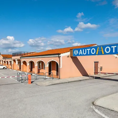 Autohotel Venezia Hotel 3*